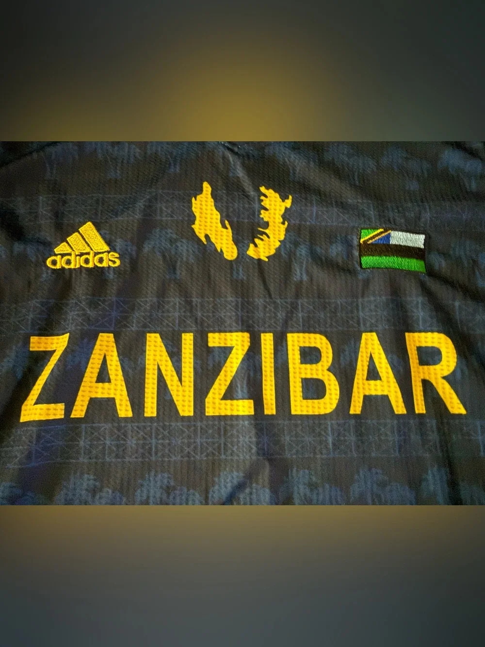adidas Zanzibar Soccer Jersey Navy Gold Palm Print Men’s Small
